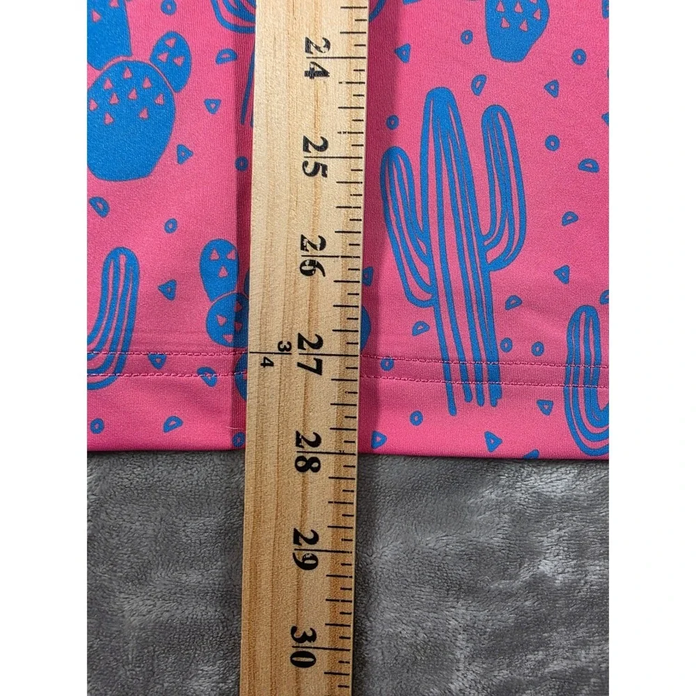 Chubbies Performance Polo Men Medium Pink The Grand Mirage Cactus Print NWT - Picture 4 of 7